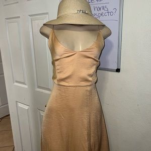 Halter top style dress